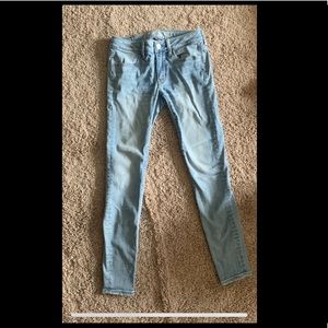 American Eagle Super Stretchy Skinny jeans size 6